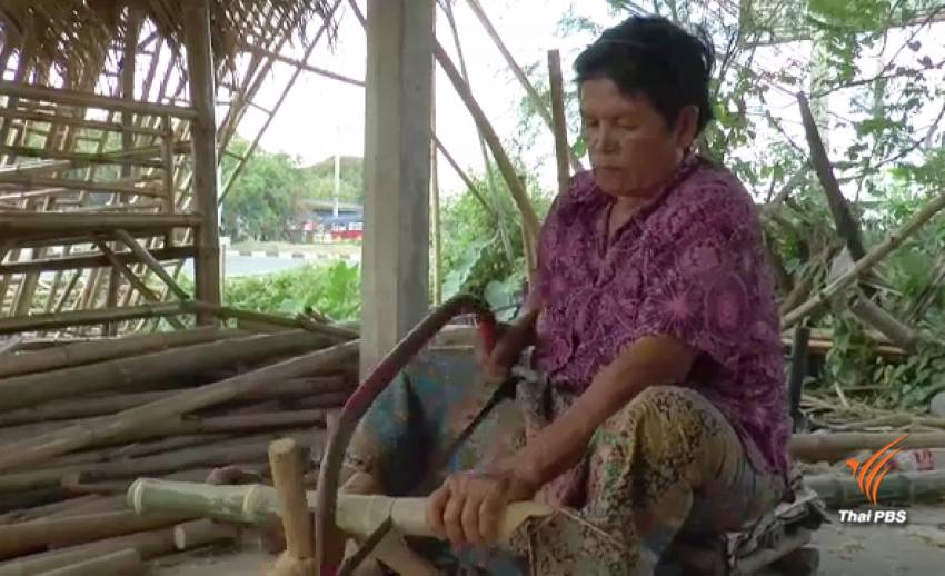 หญิงวัย 63 ปี ทำแคร่ ซุ้มไม้ไผ่ ขายสร้างรายได้เดือนละกว่า 70,000 บาท