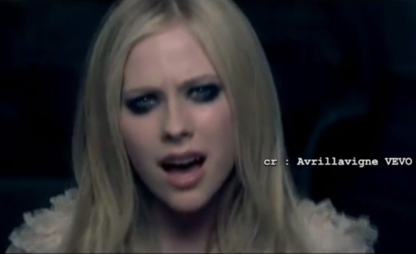 Avril Lavigne ติดอันดับชื่อคนดังอันตรายในโลกไซเบอร์