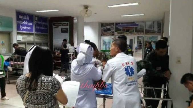 ระเบิดรถทหาร ฉก.นราธิวาส 30 จนท.-ประชาชนเจ็บ 12 คน