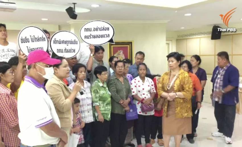 จี้กทม.สอบวินัยคนขับรถขยะ เขตสาทร ขืนใจดญ.สติบกพร่อง ตร.ให้ประกัน-ทำงานปกติ