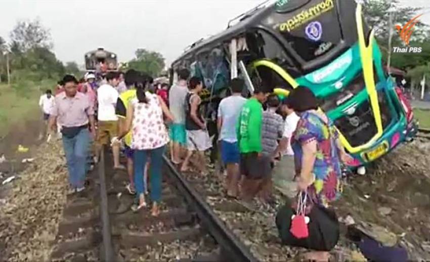ตร.ตรวจเข้มรถสาธารณะช่วงสงกรานต์-ยันตั้งรางวัลจับเมาแล้วขับหวังลดความสูญเสีย