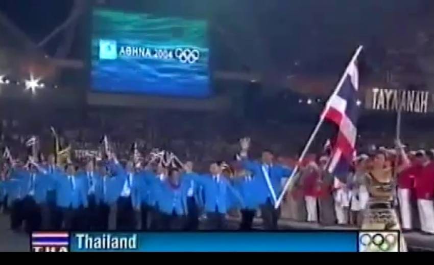 ย้อนรอยคนถือธงชาติไทยนำทัพนักกีฬาเปิดโอลิมปิก