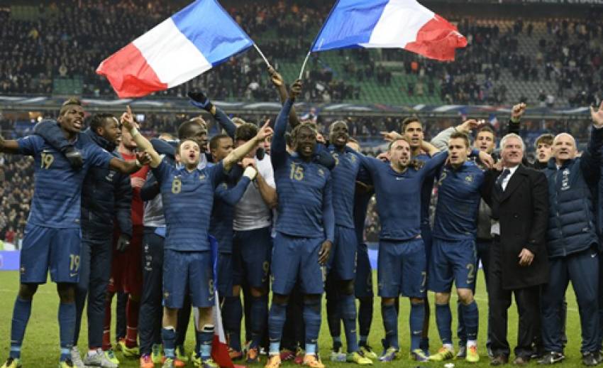 ฝรั่งเศส เปิดบ้านชนะยูเครน 3-0 ผ่านเข้ารอบสุดท้ายบอลโลก 2014