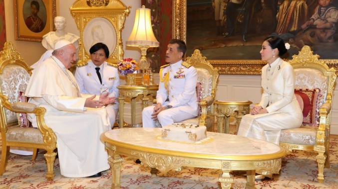 สมเด็จพระสันตะปาปาฟรานซิส เสด็จเข้าเฝ้าพระบาทสมเด็จพระเจ้าอยู่หัว