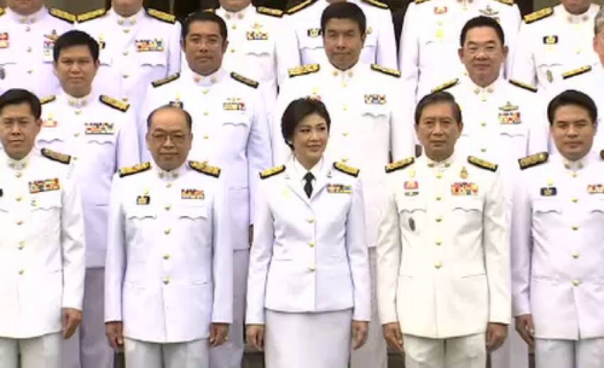 นักรัฐศาสตร์วิเคราะห์ 4 ปัจจัยปรับครม. "ยิ่งลักษณ์"