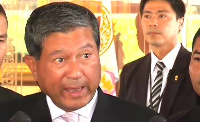 "เฉลิม"ปฏิเสธรัฐบาลเกี่ยวข้อง กรณี"ดีเอสไอ"แจ้งข้อหา"อภิสิทธิ์-สุเทพ"
