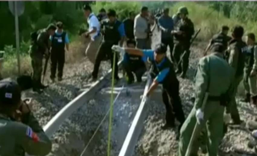ตร.รู้ตัวกลุ่มผู้ก่อเหตุระเบิดรางรถไฟแล้ว-เลขาสมช.ยืนยันไม่เกี่ยวกับ ปธน.สหรัฐฯ