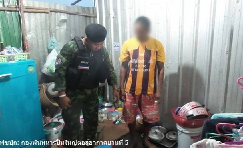 ทหารควบคุมตัวผู้ต้องสงสัยโพสต์เฟซบุ๊กเตรียมก่อเหตุระเบิดที่ จ.สุราษฎร์ธานี