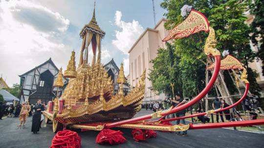 พิธีบวงสรวงการอัญเชิญราชรถและพระยานมาศ
