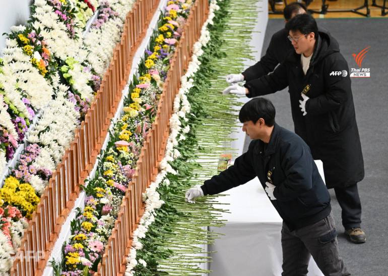 ญาติและครอบครัวผู้เสียชีวิตร่วมไว้อาลัย 