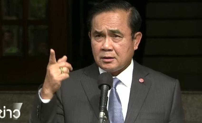 นายกฯ เผยได้รับรายงานพฤติกรรมรับสินบน ตร.ตรวจคนเข้าเมืองแล้ว ย้ำ "โทษเจ้าหน้าที่ฝ่ายเดียวไม่ได้"