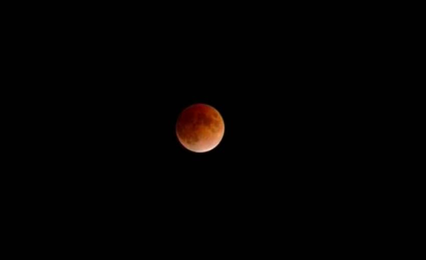 สดร.ชวนคนไทยชมปรากฏการณ์ดวงจันทร์ใกล้โลก คืนนี้