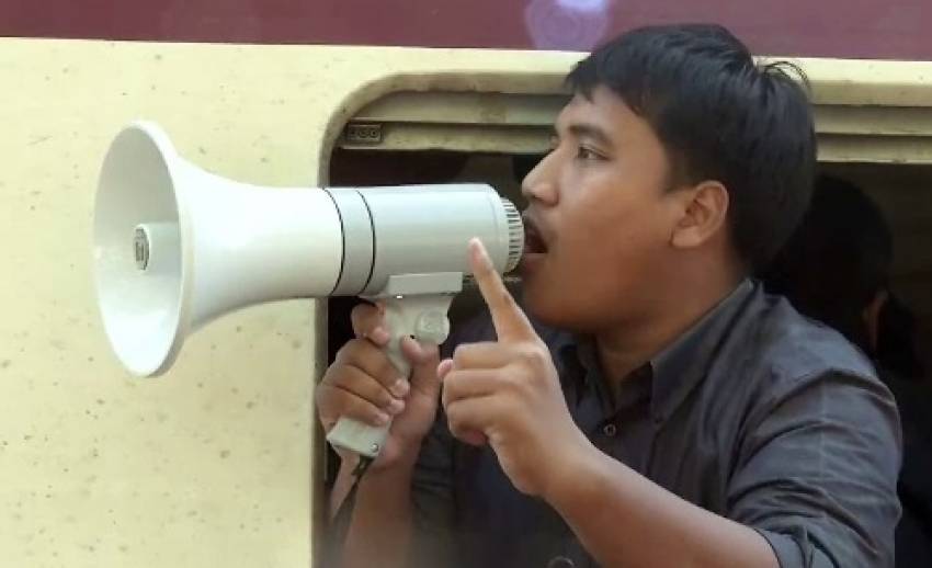 ประมวลเหตุการณ์ "กลุ่มประชาธิปไตยศึกษา" ไปไม่ถึงอุทยานราชภักดิ์