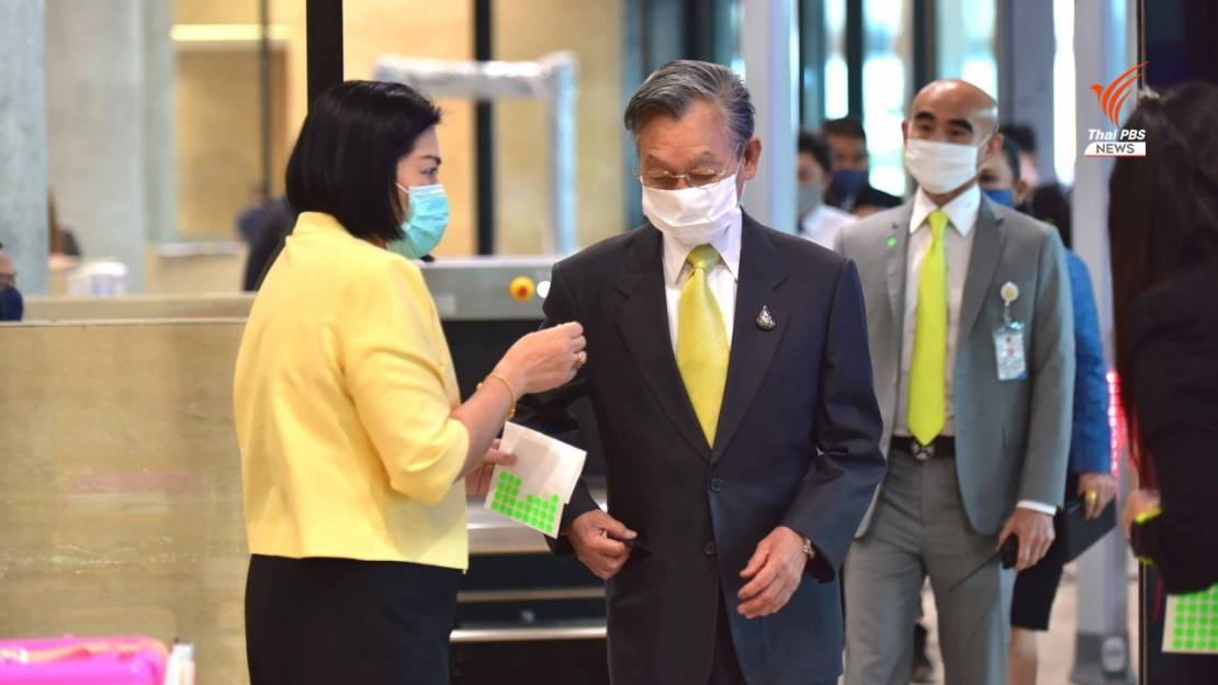 บรรยากาศก่อนการประชุมสภารัฐสภา สมัยสามัญ ครั้งที่ 1/2563 เพื่อพิจารณา พ.ร.ก. 4 ฉบับ