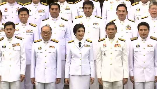 นักรัฐศาสตร์วิเคราะห์ 4 ปัจจัยปรับครม. "ยิ่งลักษณ์"