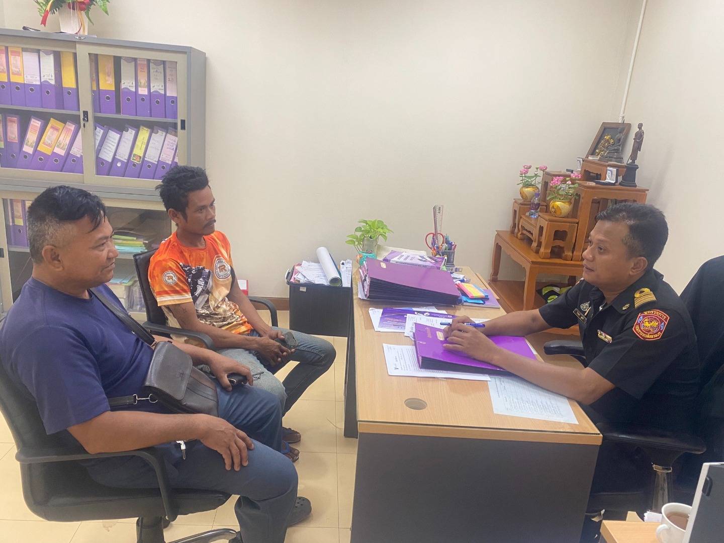 .เอาจริง ! ขบ.เข้มสั่งปรับ รถบรรทุกไม่คลุมผ้าใบ คนละ 5,000 บาท.