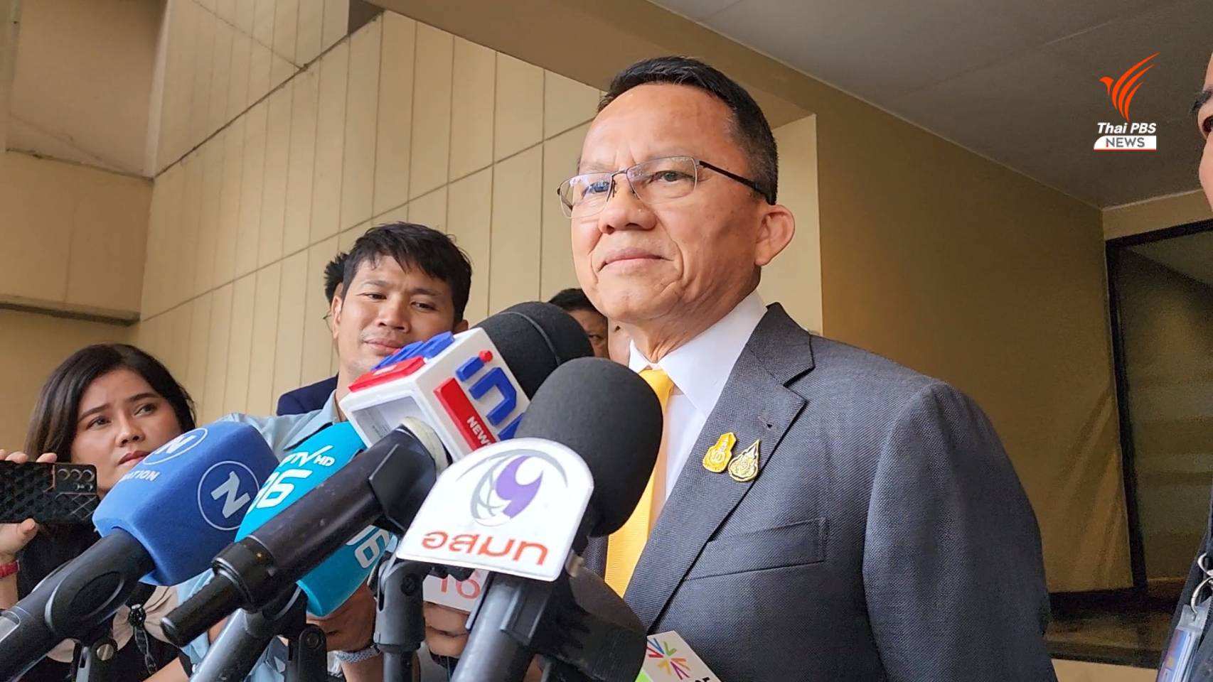 "สมศักดิ์" ปัดจ่อนั่งกระทรวงคุณหมอ-ขอทุกคนอย่าเกียร์ว่าง