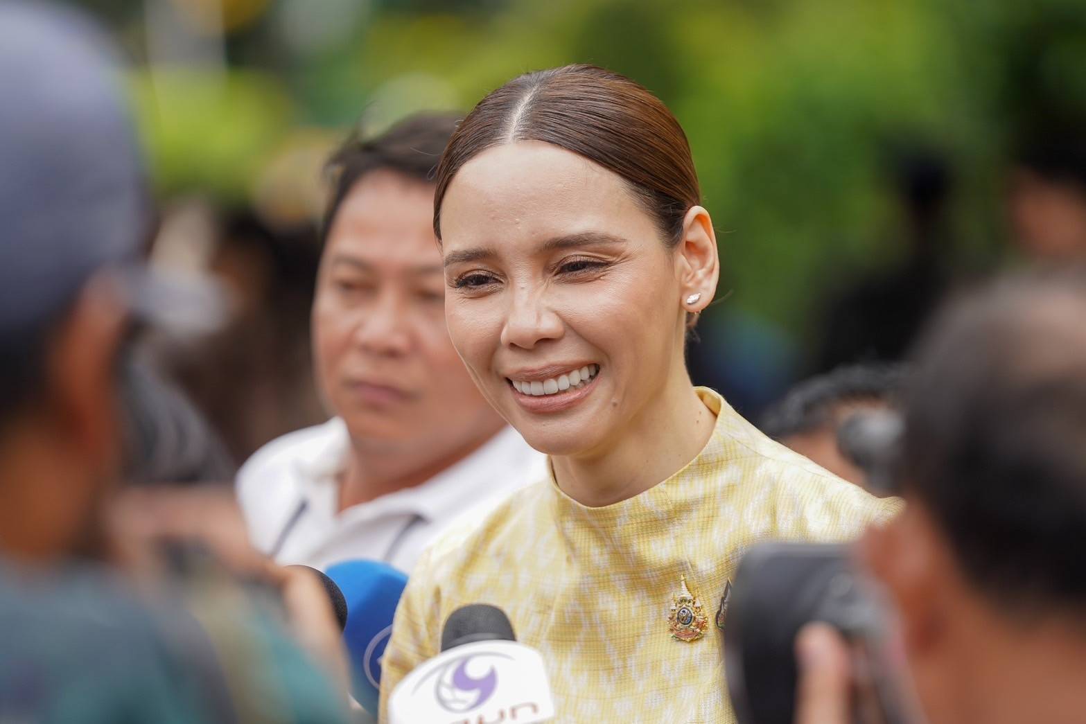 "อนุทิน" ให้นิยาม 2 รมช.หญิง "สิงห์สาว" มหาดไทย