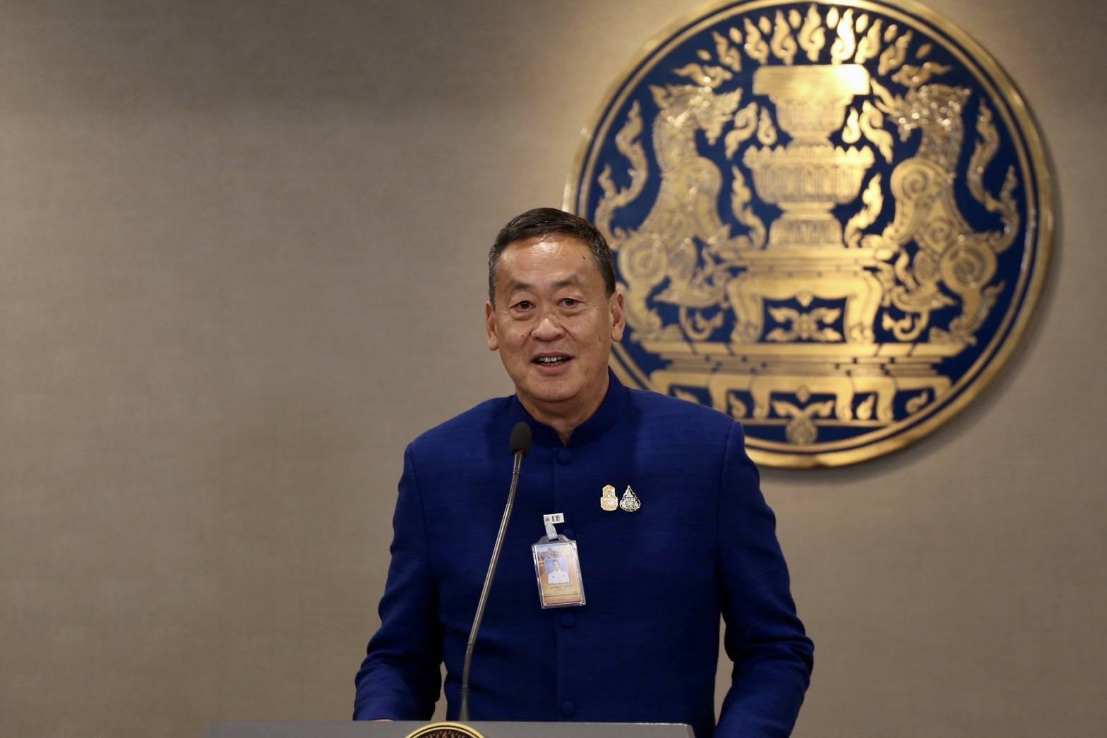 ครม.นัดแรก เคาะ "ลดค่าไฟ-น้ำมัน" ปรับจ่ายเงินเดือน ขรก.เป็น 2 รอบ