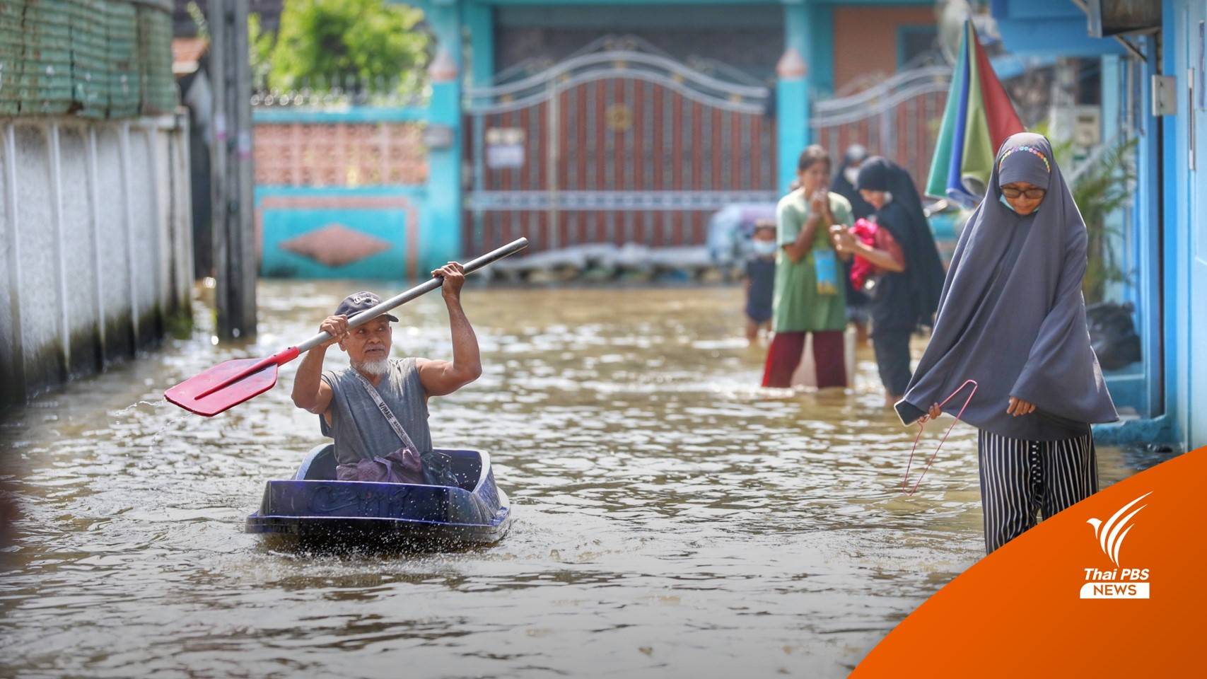 น้ำท่วมนนทบุรี ชุมชนท่าอิฐเดือดร้อน 500 ครัวเรือน