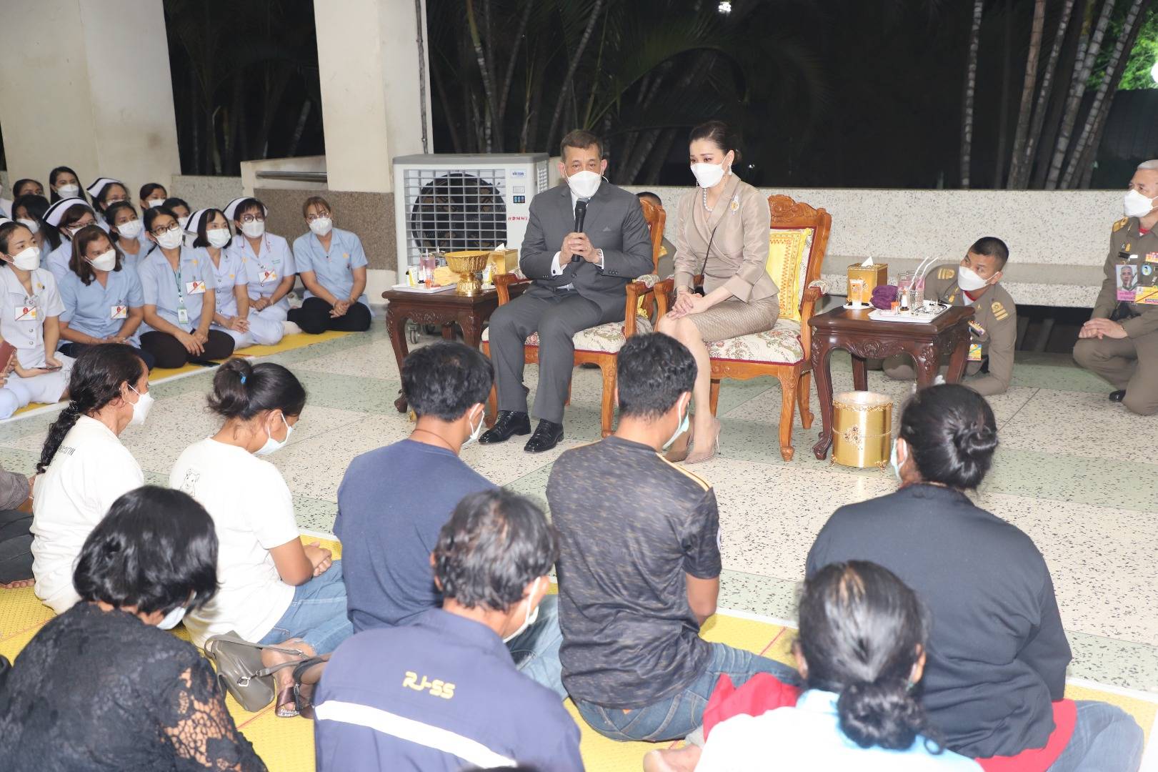 พระราชดำรัสในหลวง “รู้สึกเสียใจเศร้าใจ” กับผู้สูญเสียหนองบัวลำภู