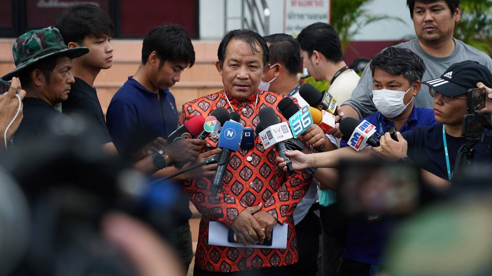 เลือกตั้ง2566 : เพื่อไทยยันไม่เกี่ยวข้องชายทำร้าย "ศรีสุวรรณ"