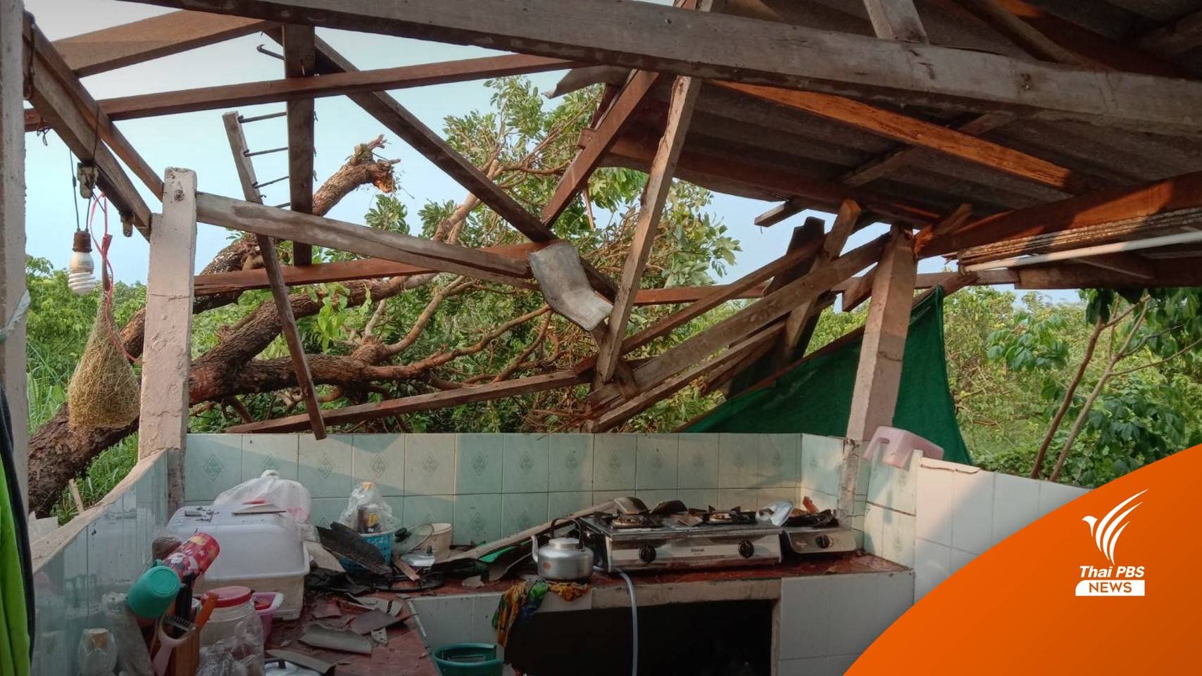 พายุฤดูร้อนถล่มเชียงใหม่ ลมแรง-ลูกเห็บตกทำบ้านเสียหาย 573 หลัง