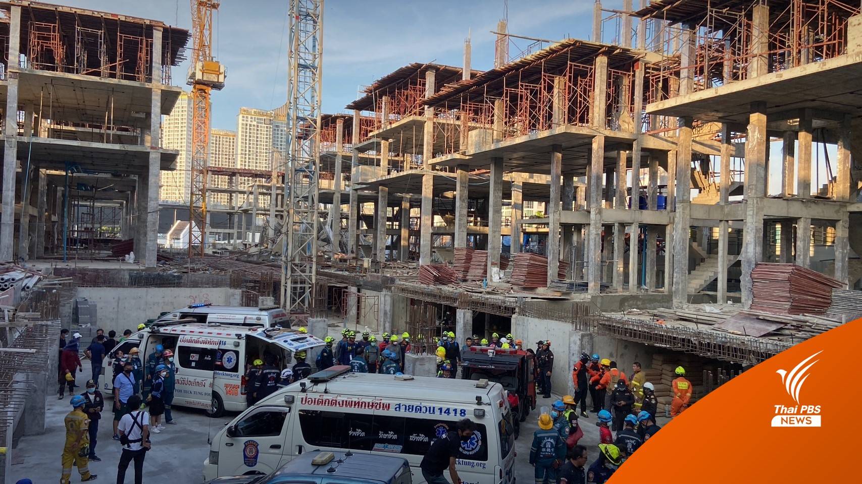 อาคารกำลังก่อสร้างทรุดตัว ย่านพระราม 9 เจ็บ 5 คน