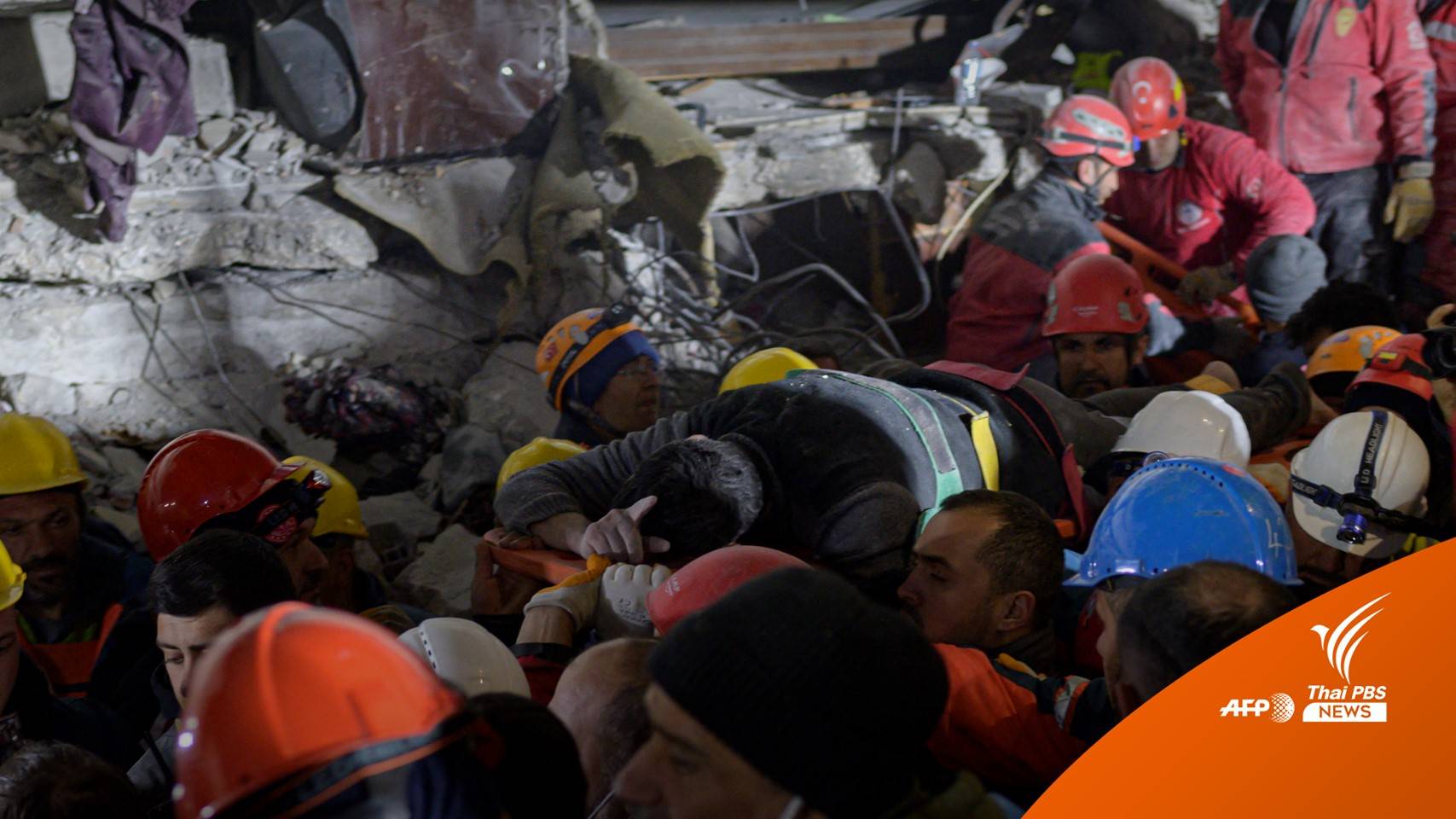 ตุรกีพบผู้รอดชีวิตแผ่นดินไหวติดซากตึกนาน 8 วัน
