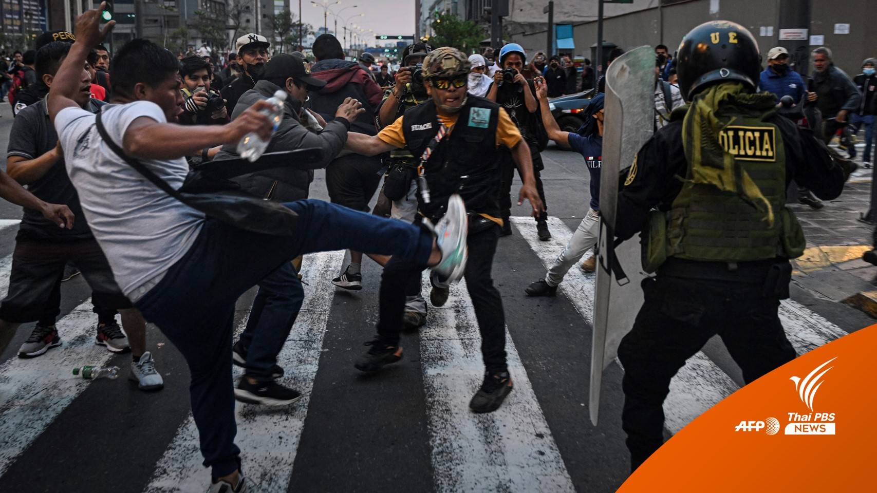 เปรูประท้วงปล่อยตัว อดีตผู้นำ และขอให้เลือกตั้งใหม่