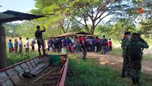 ผู้หนีภัยการสู้รบทยอยกลับภูมิลำเนา - ฝ่ายความมั่นคงยังคุมเข้มชายแดน