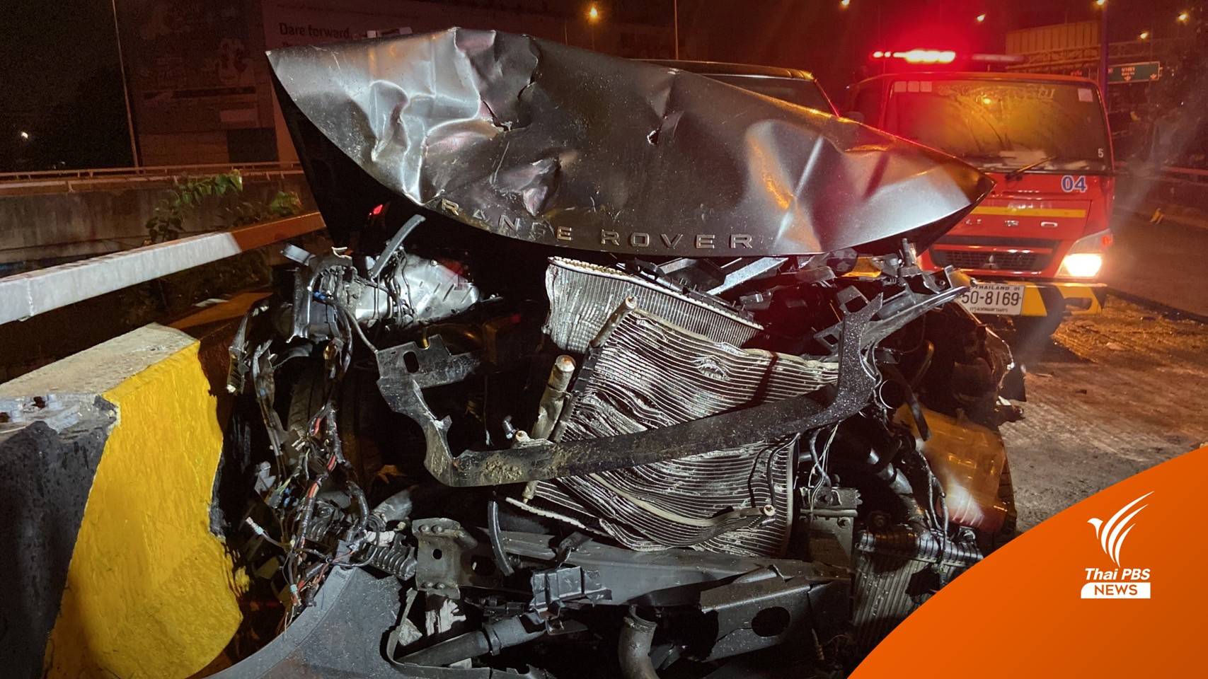 รถหรูชนคนงานขูดผิวจราจรบนทางด่วน เสียชีวิต 1 เจ็บ 1 คน
