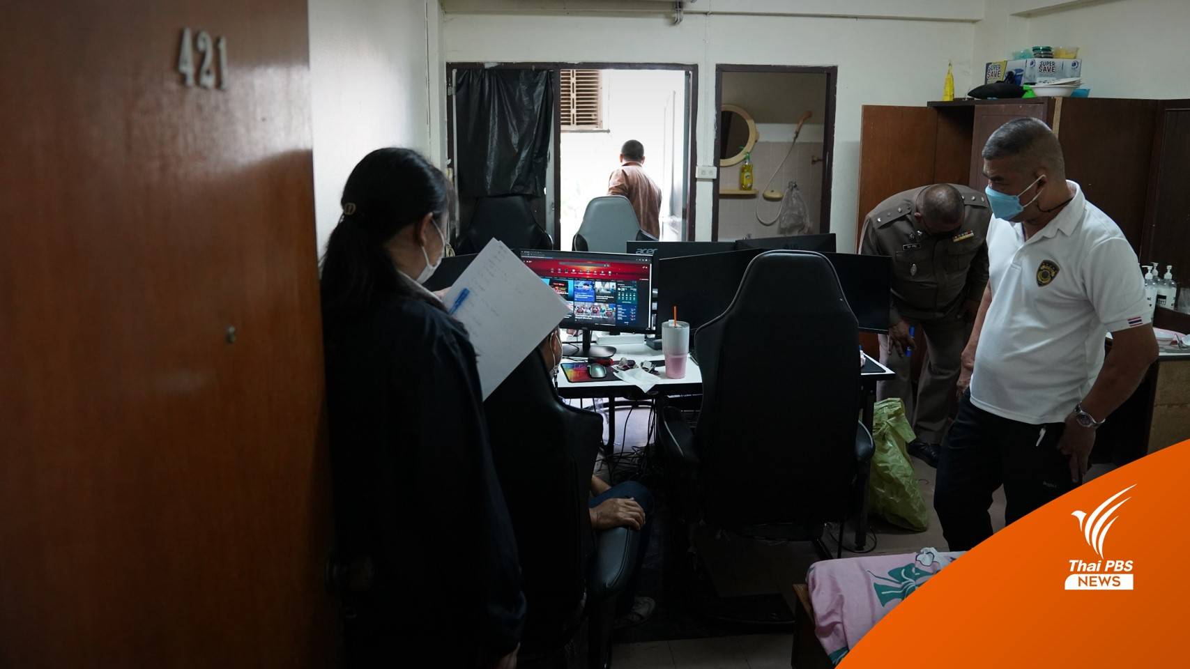 ตำรวจ ปอท.บุกจับ 5 แอดมินเว็บพนันออนไลน์ เงินหมุนเวียนเดือนละ 2 ล้าน