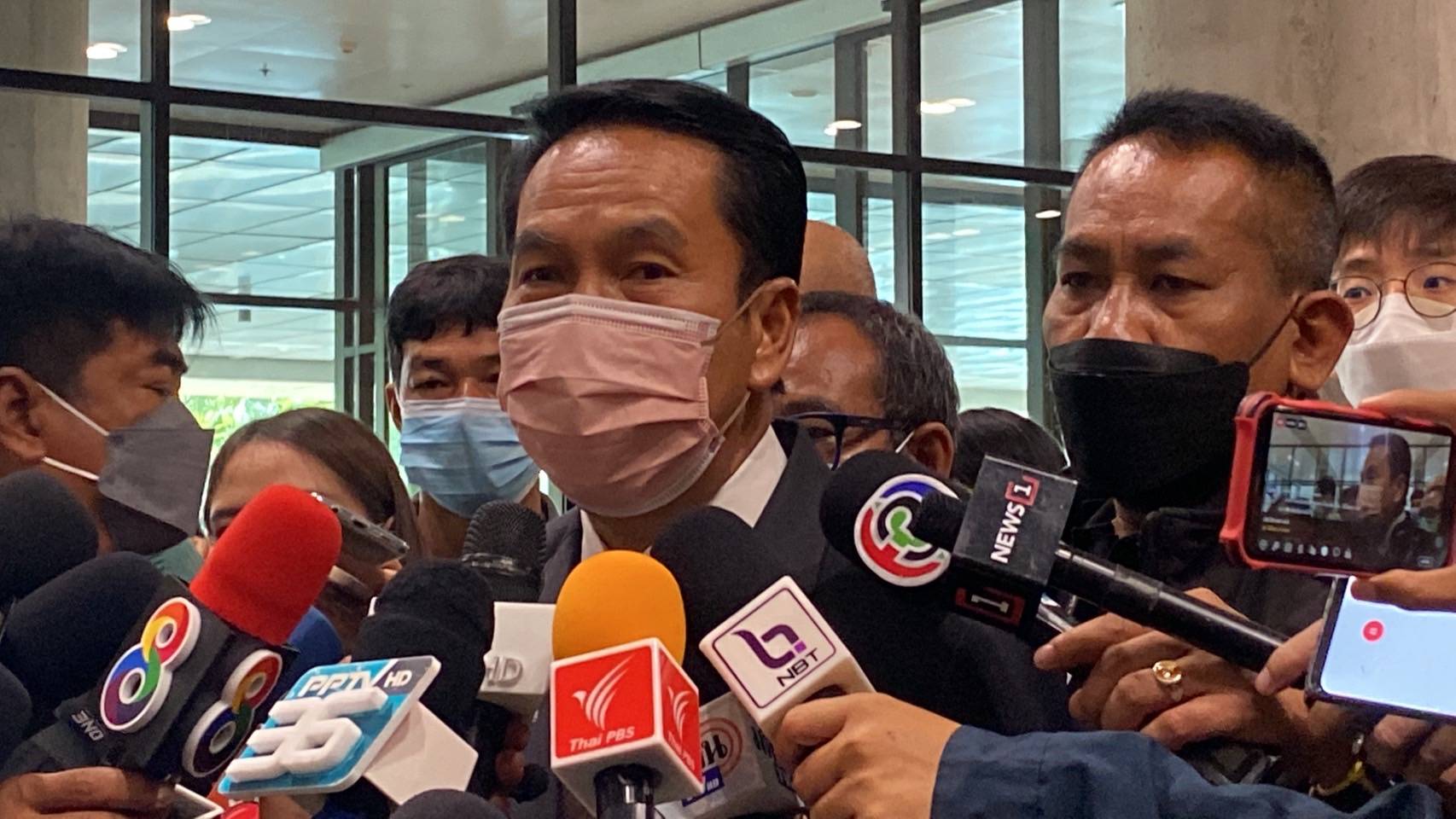 "สุทิน" ชี้มีโอกาสคว่ำร่าง พ.ร.บ.งบฯ ปี 66