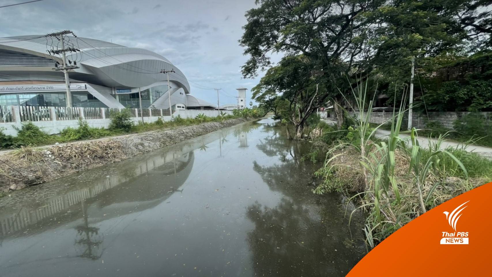 นครศรีฯ ลอกคลองรอ นายกฯ ไปตรวจป้องกันน้ำท่วม