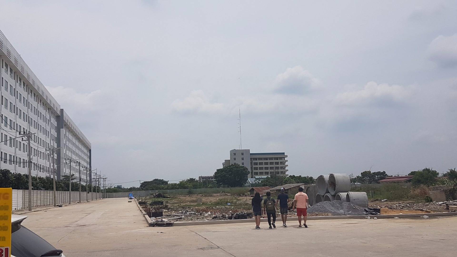 เปิดใจ ลูกค้า  "พลัม พรีเมี่ยม คอนโด" ผ่อนดาวน์เกือบ 3 ปี ยังไม่เริ่มก่อสร้าง