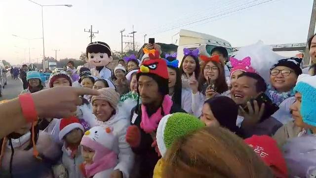 "ตูน บอดี้สแลม" วิ่งทะลุ 2,000 กม. เส้นทางมุ่งหน้า จ.พะเยา