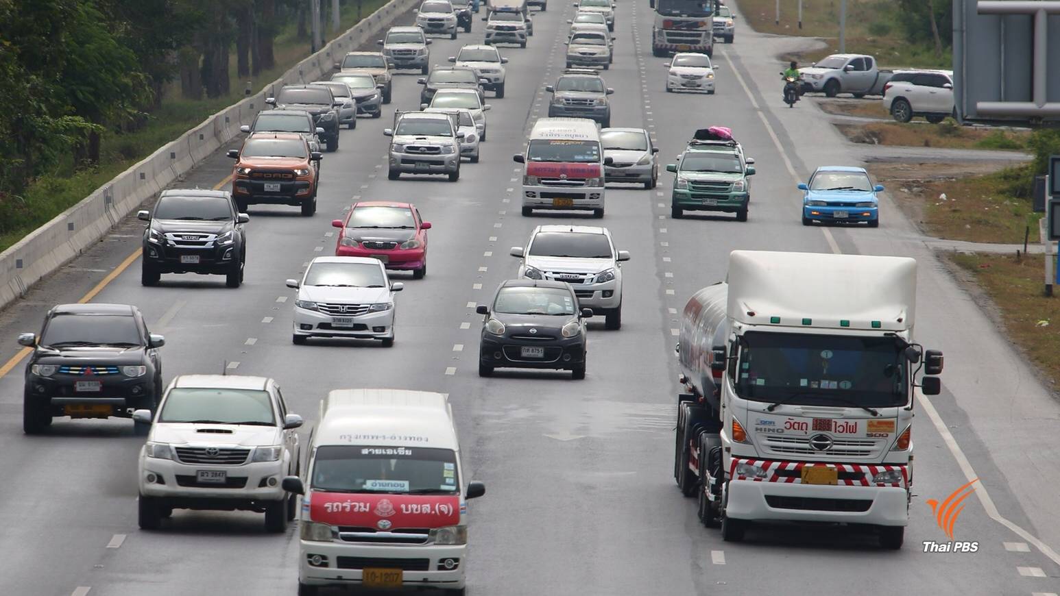 สถิติชี้รถตู้โดยสารเกิดอุบัติเหตุสูงสุด 2 ปีซ้อน