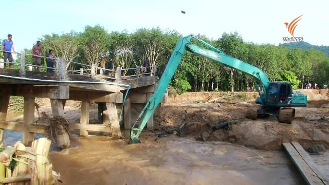 เร่งซ่อมสะพานน้ำป่าซัดขาดช่วยชาวอ.ขนอม จ.นครศรีฯ