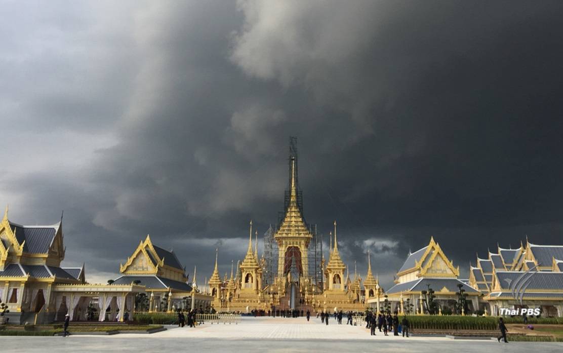 กรมศิลปากร ซ้อมยก “นพปฎลมหาเศวตฉัตร” ยอดพระเมรุมาศ