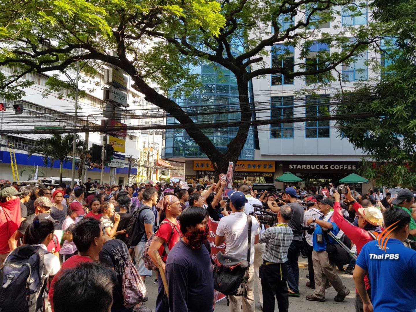 ตำรวจปะทะม็อบประท้วง "ทรัมป์" เยือนฟิลิปปินส์