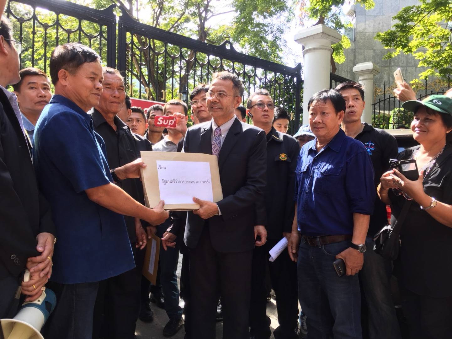 จี้คลังทบทวนภาษีบุหรี่ โรงงานยาสูบขาดทุนครั้งแรกในรอบ 78 ปี