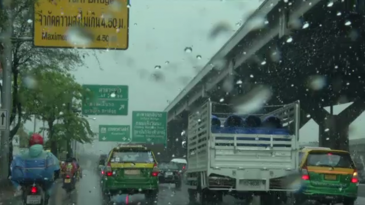 กรมอุตุฯ จับตาพายุ "ตาลัส" เตือนทั่วไทยเตรียมรับมือฝนตกหนัก-น้ำท่วม 