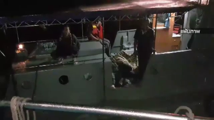 ญาติเตรียมแจ้งความเอาผิดเหตุเรือล่มกลางทะเล จ.ชุมพร