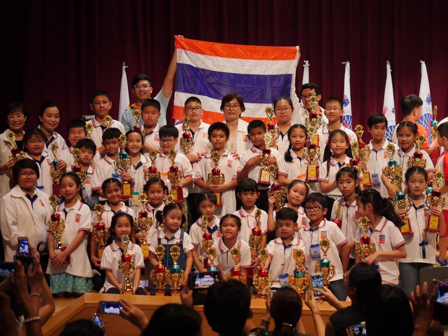 เด็กไทยคว้า 41 รางวัลคณิตคิดเร็วระดับนานาชาติที่ไต้หวัน