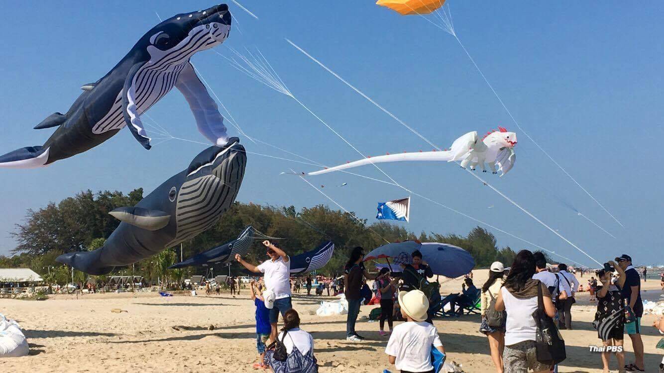 สุดหรรษาเทศกาลว่าวนานาชาติ หาดชะอำ จ.เพชรบุรี  