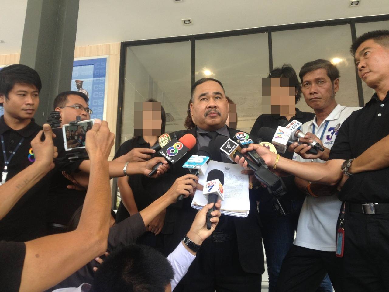 หญิงถูกสามีที่เป็นทหารทำร้ายร่างกายร้องกองปราบคุ้มครองความปลอดภัย