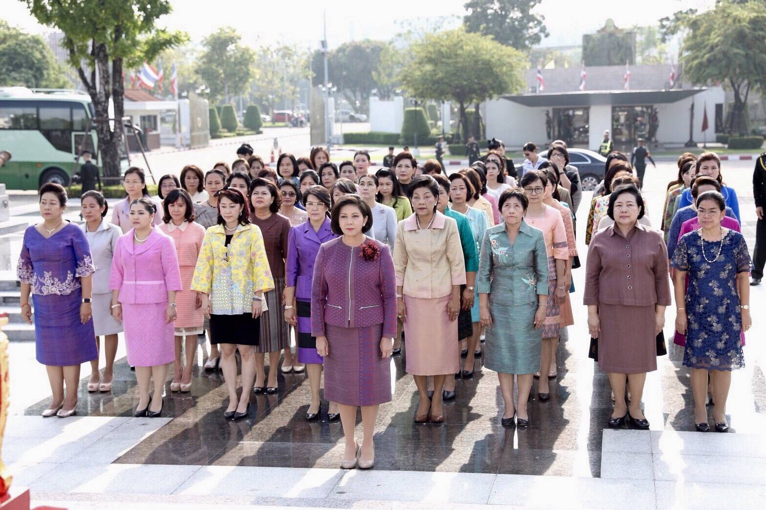 "แม่บ้านเสือป่า" พร้อมลุยบำรุงขวัญครอบครัวกำลังพล