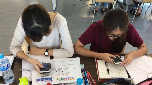 เล่นมือถือก่อนนอน ชีวิตเปลี่ยน เสี่ยง "นอนไม่หลับ"