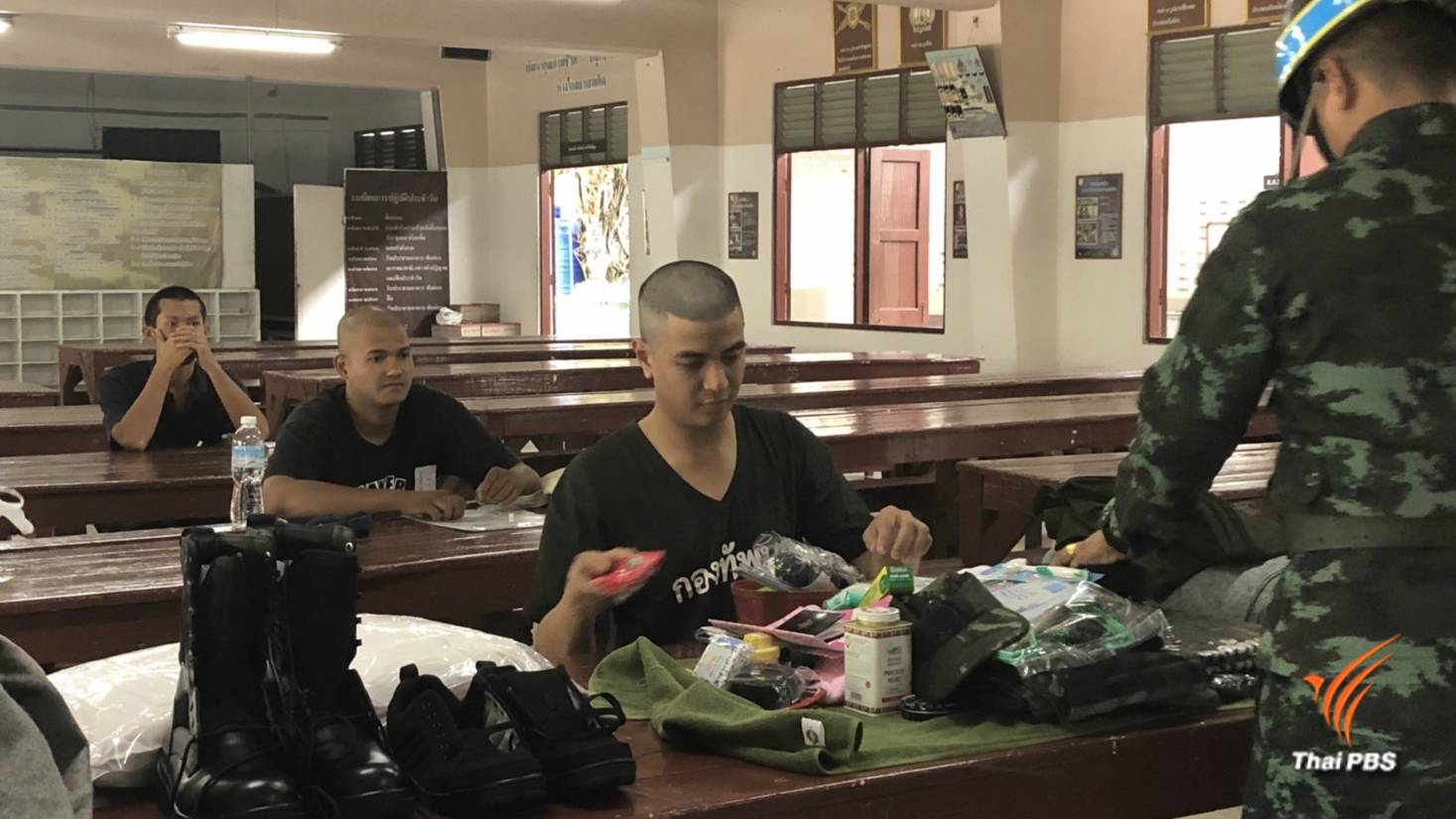 "พริษฐ์" ตบเท้าเป็นทหารเกณฑ์ พร้อมทำรับใช้ชาติเต็มที่